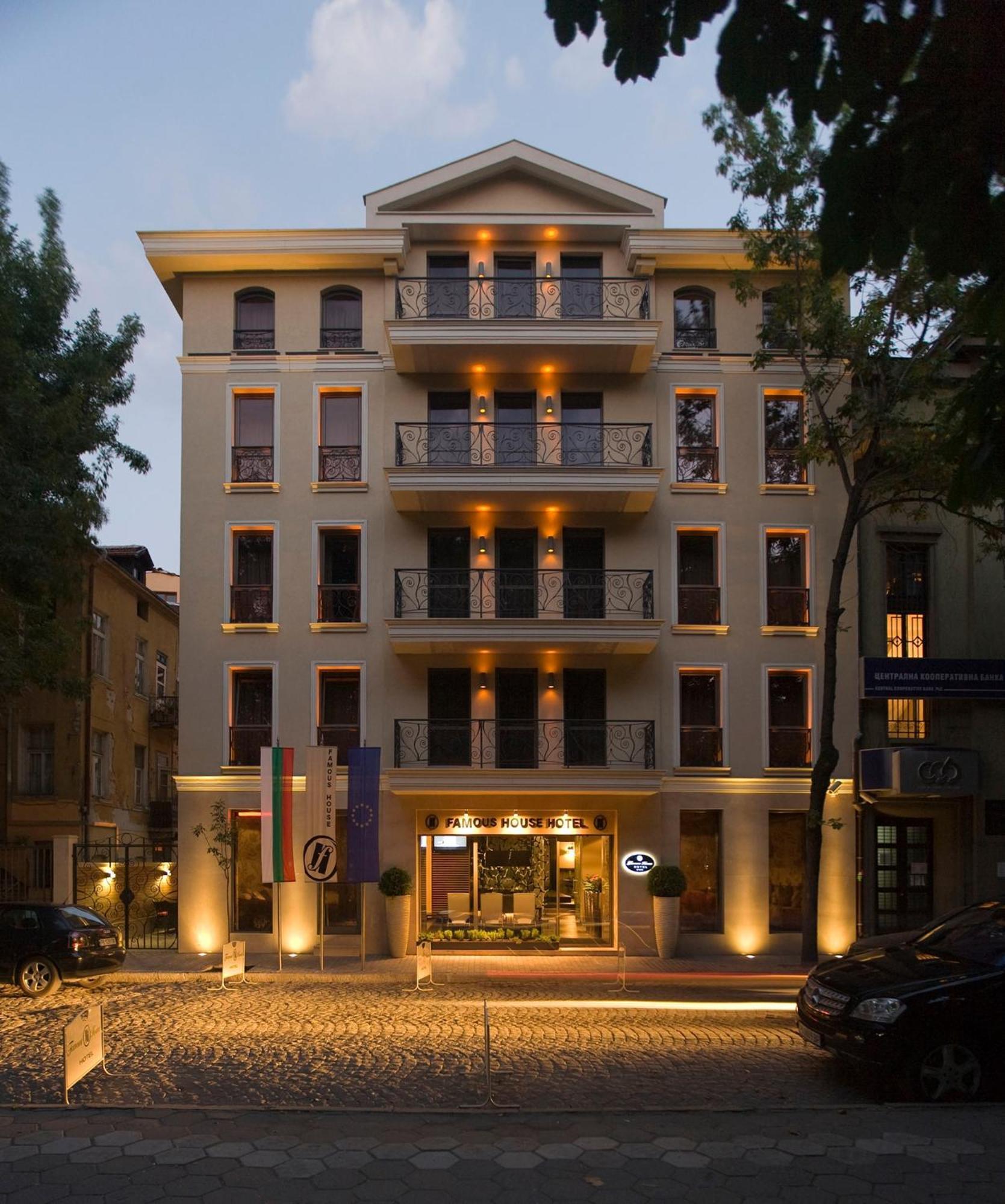Famous House Hotel Plovdiv Ngoại thất bức ảnh